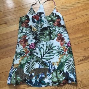 Belle Vere NWOT Floral/Animal print dress sz XS